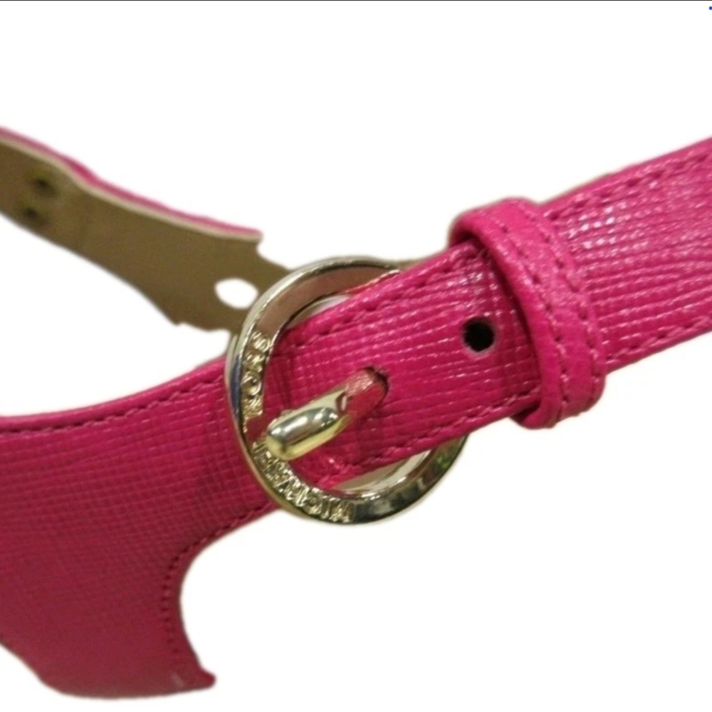 Michael Kors Vibrant Pink Thong Sandals - Picture 4 of 5
